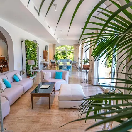 酒店 Zarik 马尔马里斯