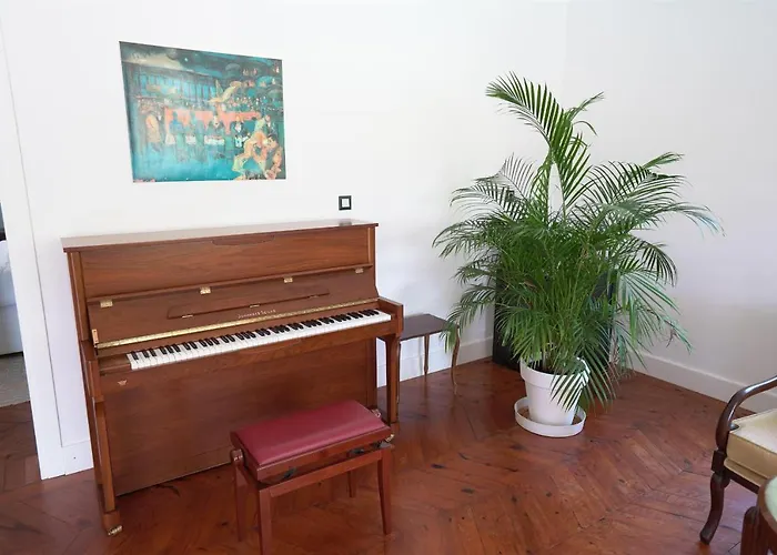 Zarik Ξενοδοχείο *